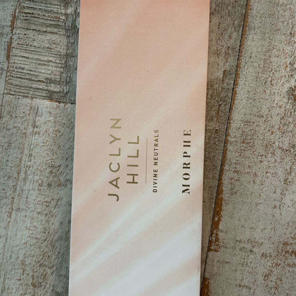 Morphe Jaclyn Hill Divine Neutrals Palette